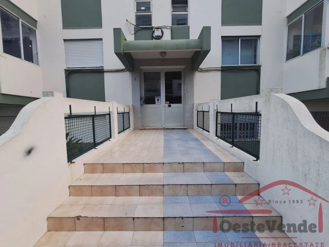 Apartamento T1 para Venda em Massamá e Monte Abraão Foto 24