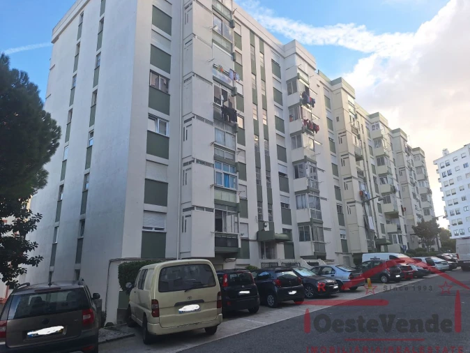 Apartamento T1 para Venda em Massamá e Monte Abraão Foto 26