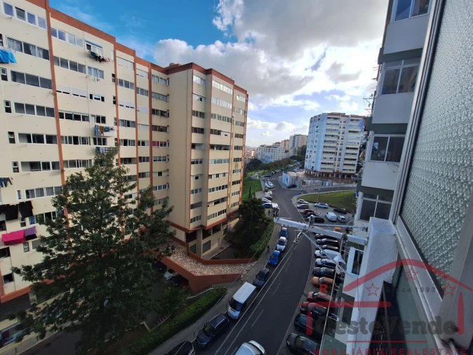 Apartamento T1 para Venda em Massamá e Monte Abraão Foto 28