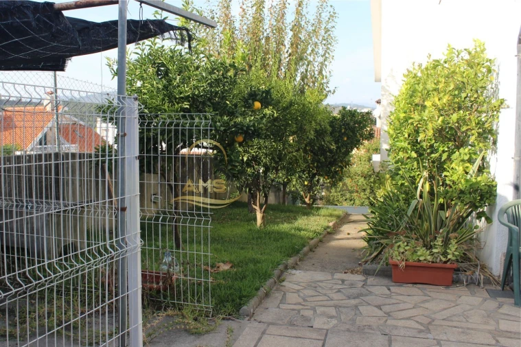 Moradia T5 para Venda em Mondim de Basto Foto 10