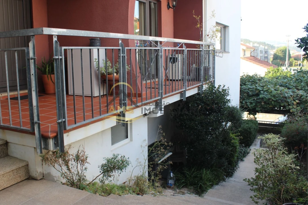 Moradia T5 para Venda em Mondim de Basto Foto 6