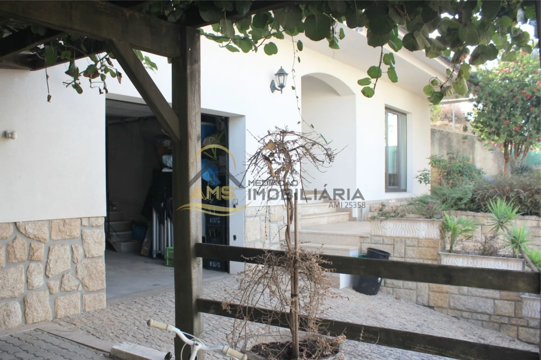 Moradia T5 para Venda em Mondim de Basto Foto 5