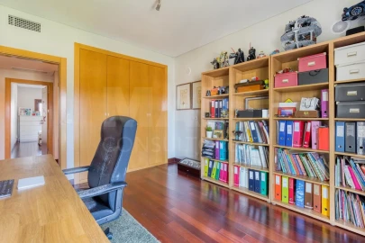 Apartamento T4 para Venda em Odivelas