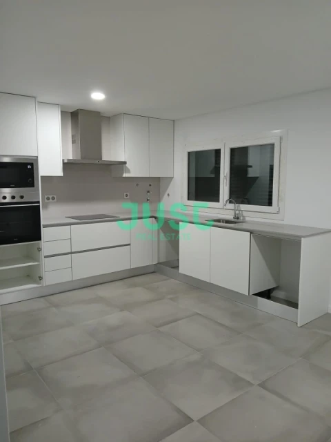 Moradia T3 para Venda em Fernao Ferro