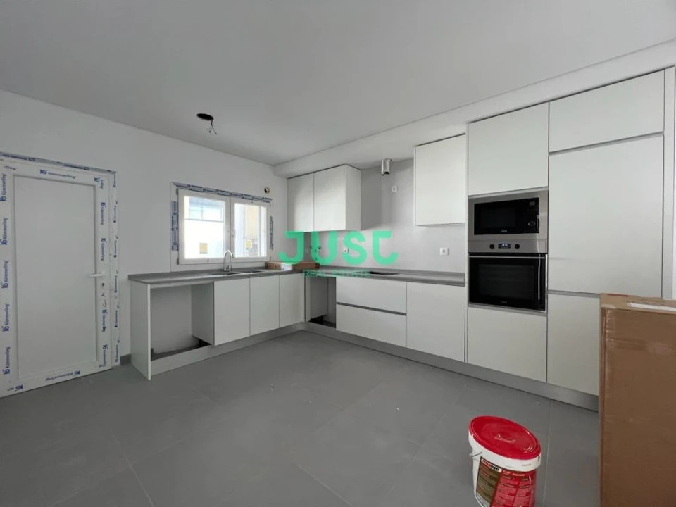 Moradia T3 para Venda em Seixal, Arrentela e Aldeia de Paio Pires Foto 8