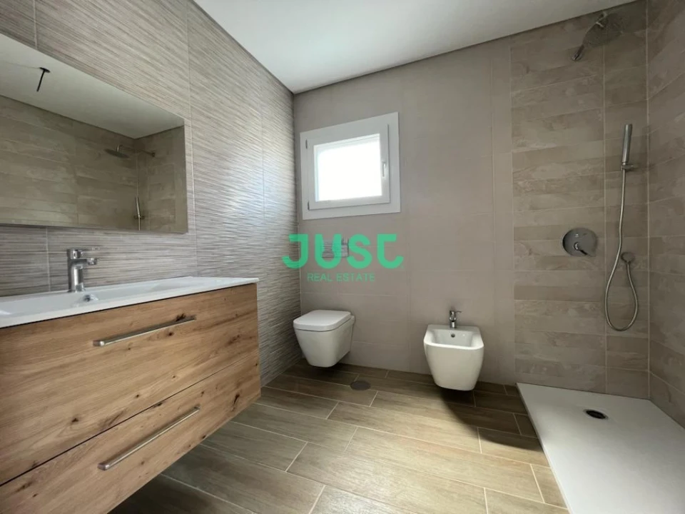 Moradia T3 para Venda em Seixal, Arrentela e Aldeia de Paio Pires Foto 20