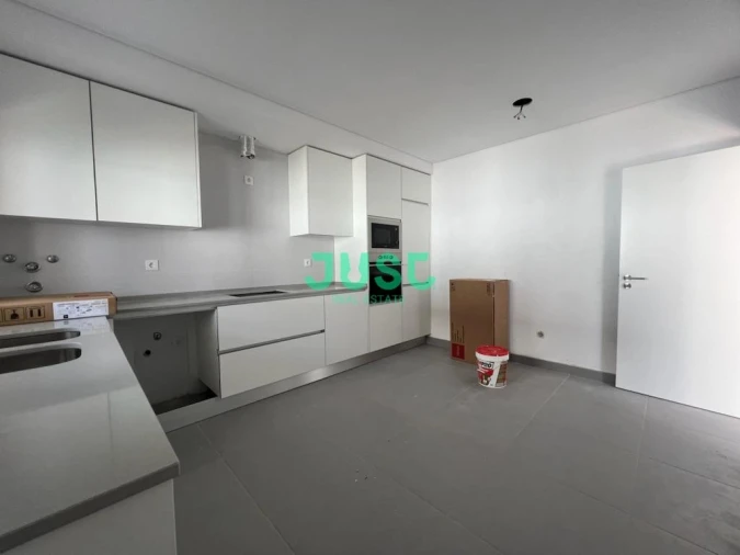 Moradia T3 para Venda em Seixal, Arrentela e Aldeia de Paio Pires Foto 9