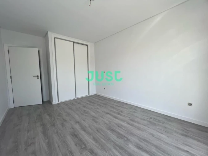 Moradia T3 para Venda em Seixal, Arrentela e Aldeia de Paio Pires Foto 24