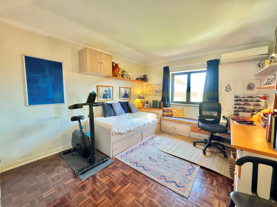 Apartamento T4 para Venda em Cascais e Estoril Foto 28