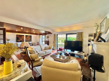 Apartamento T4 para Venda em Cascais e Estoril