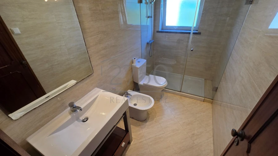 Moradia T5 para Arrendamento em Cascais e Estoril Foto 15