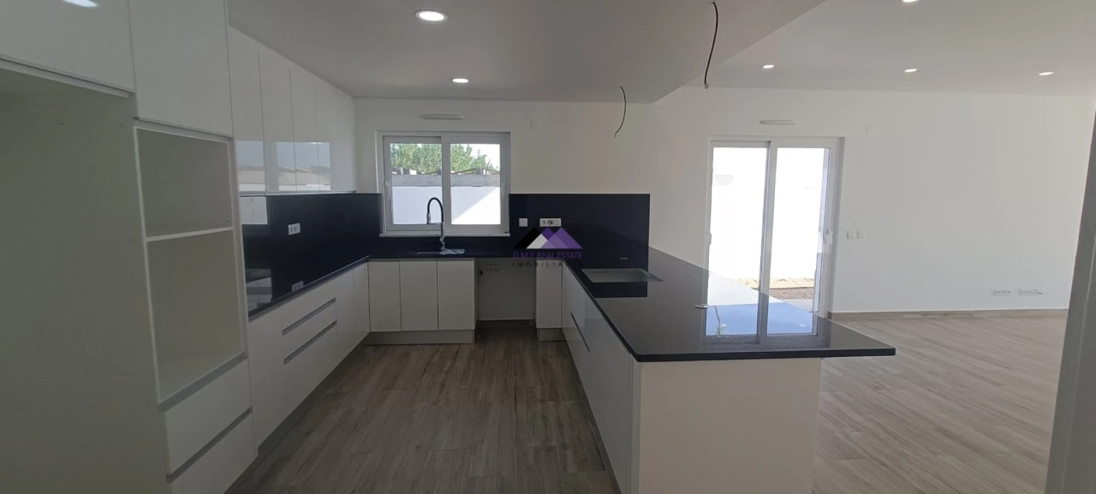 Moradia T4 para Venda em Altura Foto 10