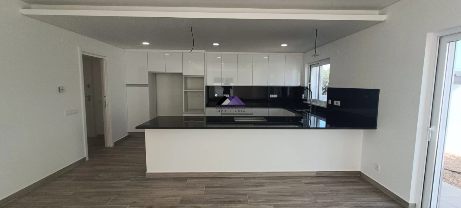 Moradia T4 para Venda em Altura Foto 11