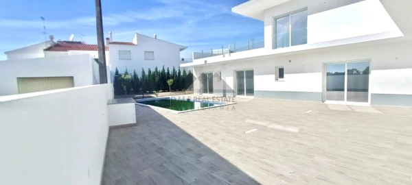 Moradia T4 para Venda em Altura