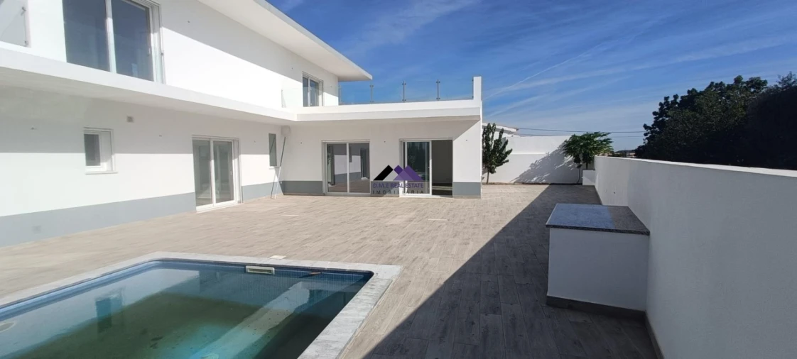 Moradia T4 para Venda em Altura Foto 25