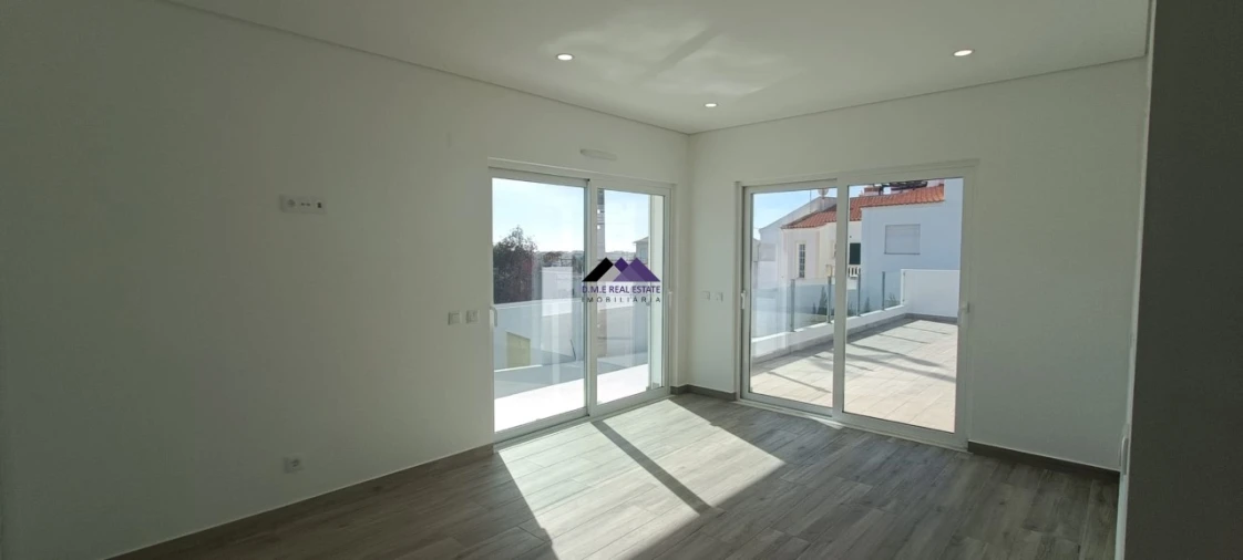 Moradia T4 para Venda em Altura Foto 50