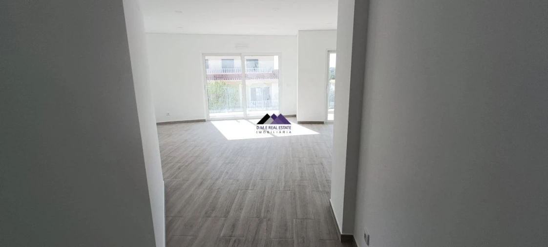 Apartamento T3 para Venda em Altura Foto 23