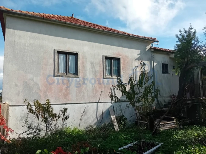 Moradia T4 para Venda em Santa Catarina da Serra e Chainça Foto 2