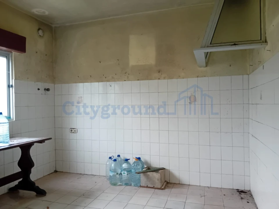 Moradia T3 para Venda em Rio de Couros e Casal dos Bernardos Foto 7