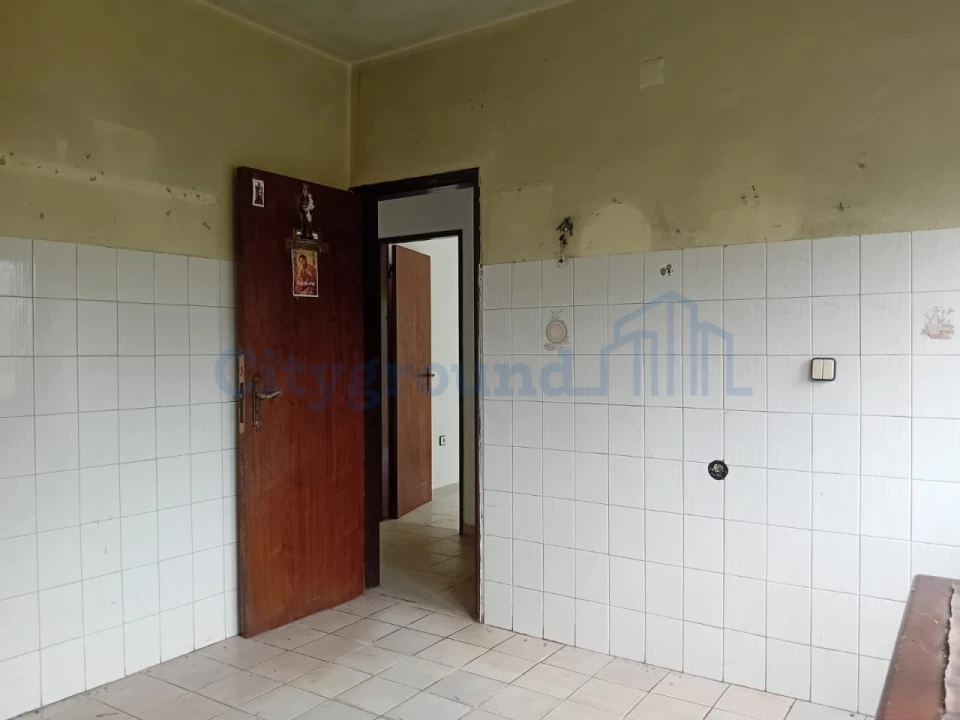 Moradia T3 para Venda em Rio de Couros e Casal dos Bernardos Foto 11