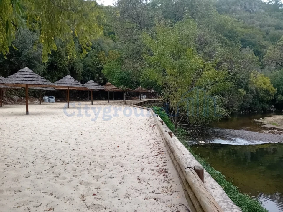 Moradia T3 para Venda em Rio de Couros e Casal dos Bernardos Foto 18