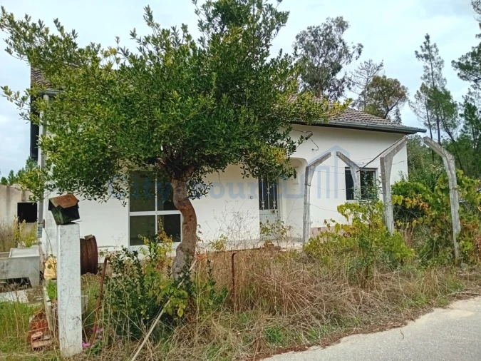 Moradia T3 para Venda em Rio de Couros e Casal dos Bernardos Foto 13