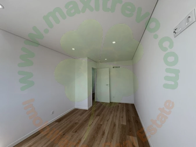 Moradia T4 para Venda em Charneca de Caparica e Sobreda Foto 23