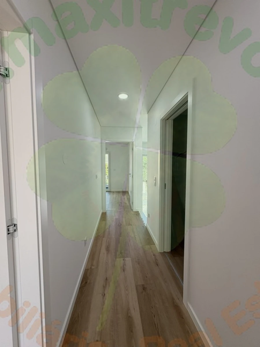 Moradia T4 para Venda em Charneca de Caparica e Sobreda Foto 24