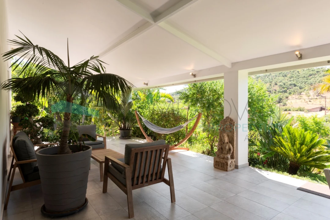 Moradia T2 para Venda em Alte Foto 10