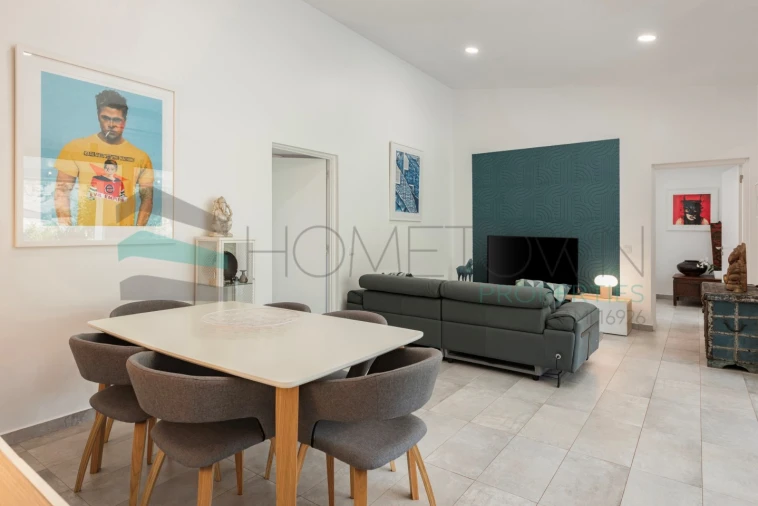 Moradia T2 para Venda em Alte Foto 2