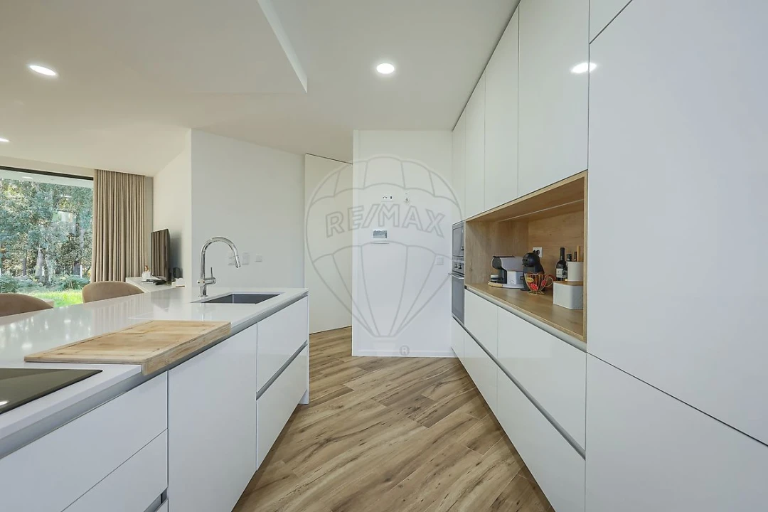 Moradia T2 para Venda em Romariz Foto 12