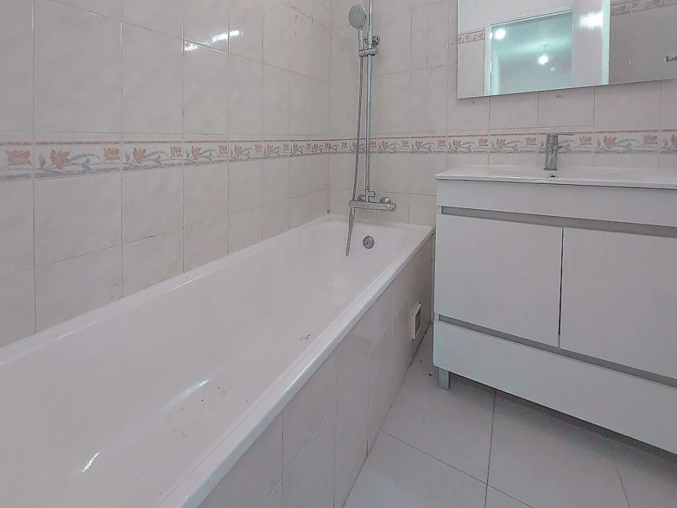 Apartamento T2 para Venda em Algueirão-Mem Martins Foto 20