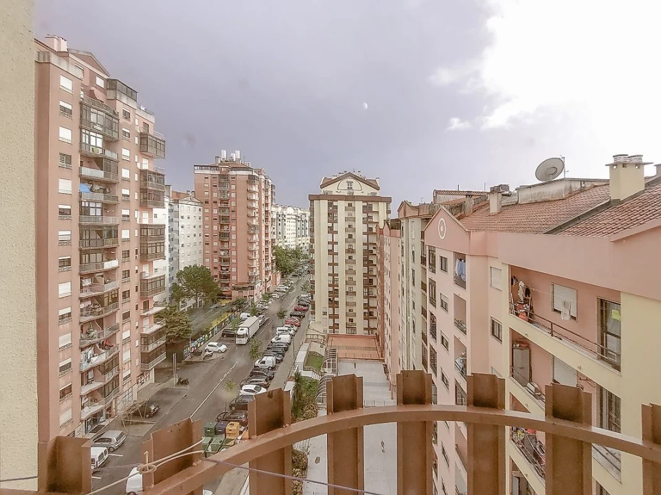 Apartamento T2 para Venda em Algueirão-Mem Martins Foto 19