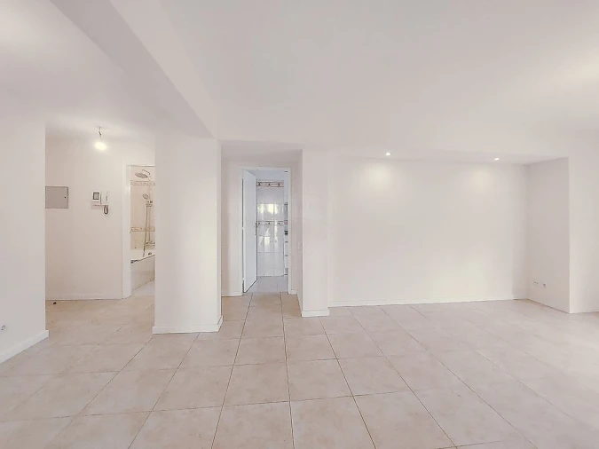 Apartamento T2 para Venda em Algueirão-Mem Martins Foto 4