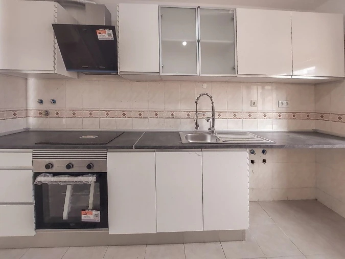 Apartamento T2 para Venda em Algueirão-Mem Martins Foto 7