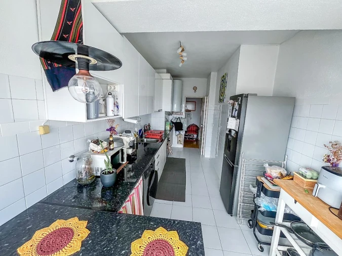 Apartamento T1 para Arrendamento em Alfragide Foto 4