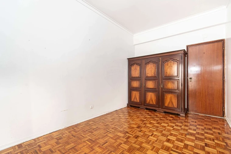 Apartamento T2 para Venda em Póvoa de Santa Iria e Forte da Casa Foto 8