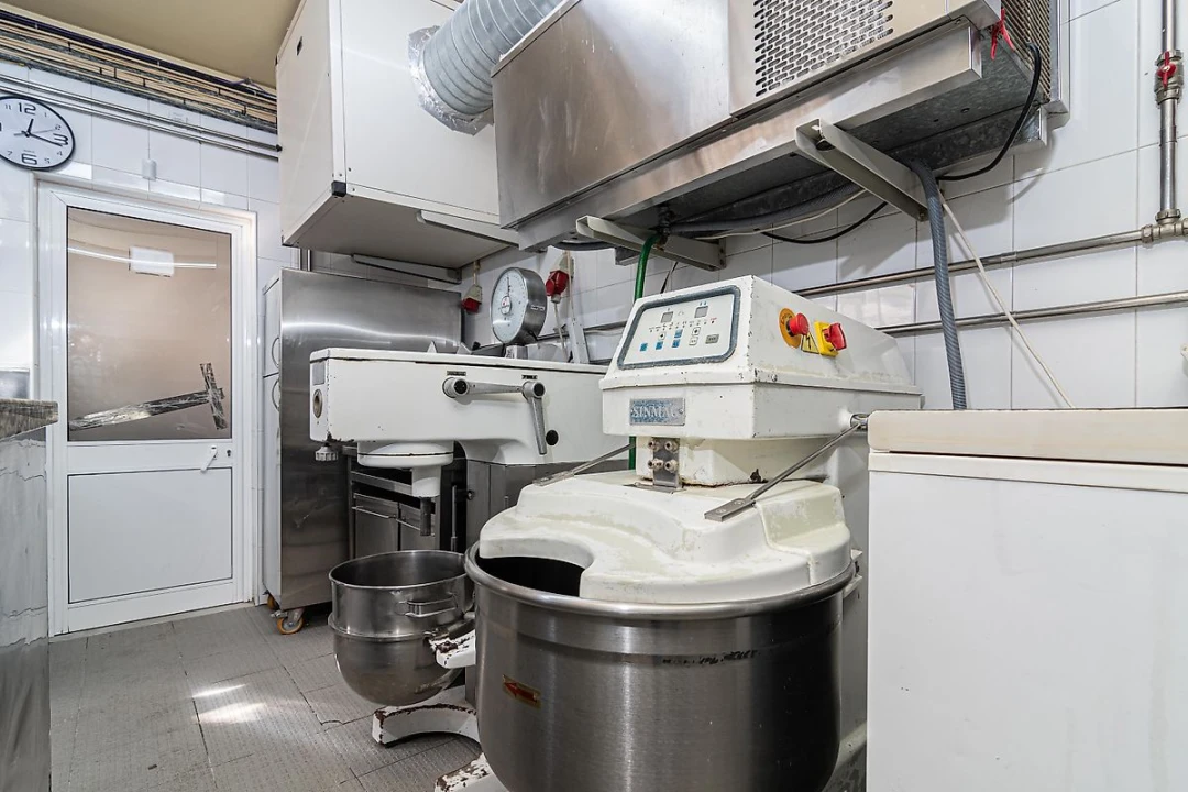 Negócio para Venda em Carregado e Cadafais Foto 36