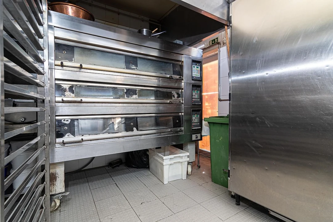 Negócio para Venda em Carregado e Cadafais Foto 30