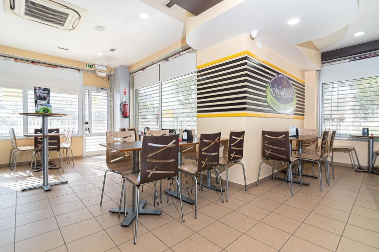 Negócio para Venda em Carregado e Cadafais Foto 14