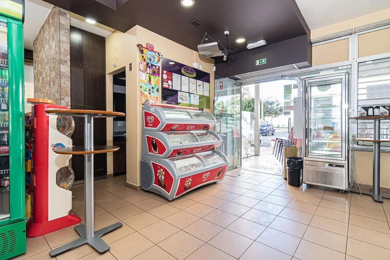 Negócio para Venda em Carregado e Cadafais Foto 16