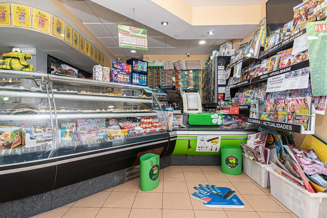 Negócio para Venda em Carregado e Cadafais Foto 18