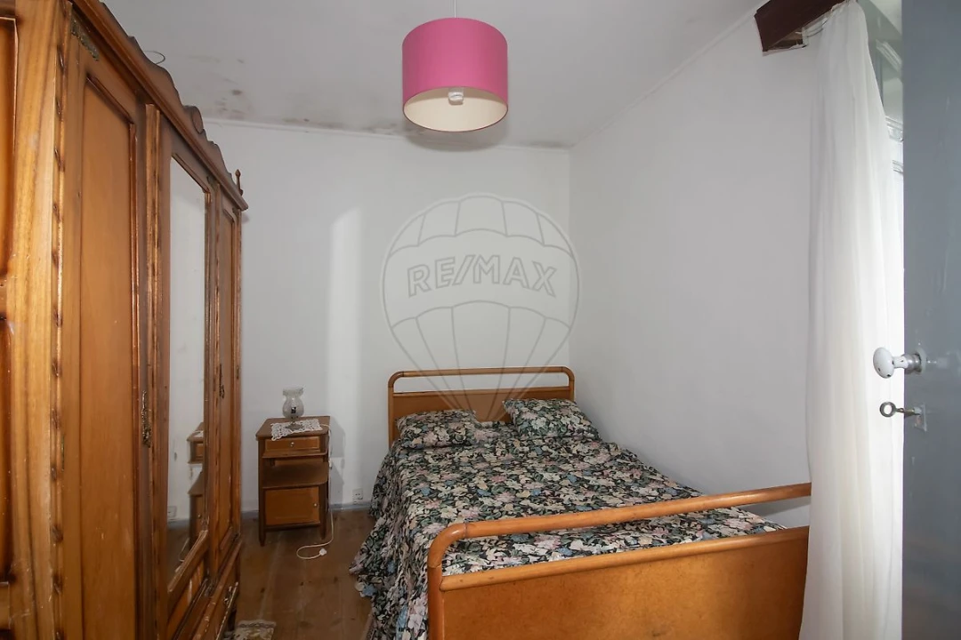 Moradia T4 para Venda em Alenquer (Santo Estêvão e Triana) Foto 5