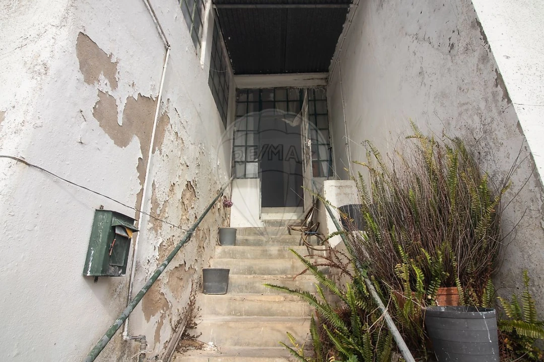 Moradia T4 para Venda em Alenquer (Santo Estêvão e Triana) Foto 4