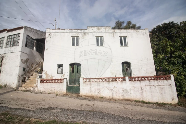 Moradia T4 para Venda em Alenquer (Santo Estêvão e Triana) Foto 3