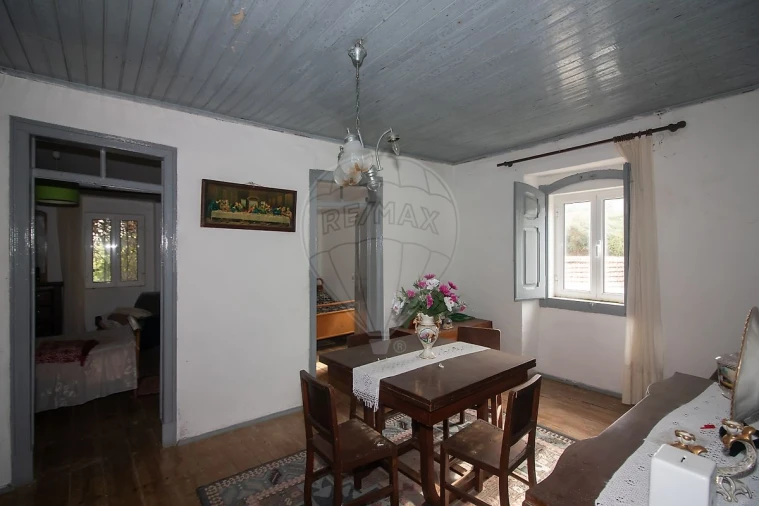 Moradia T4 para Venda em Alenquer (Santo Estêvão e Triana) Foto 8