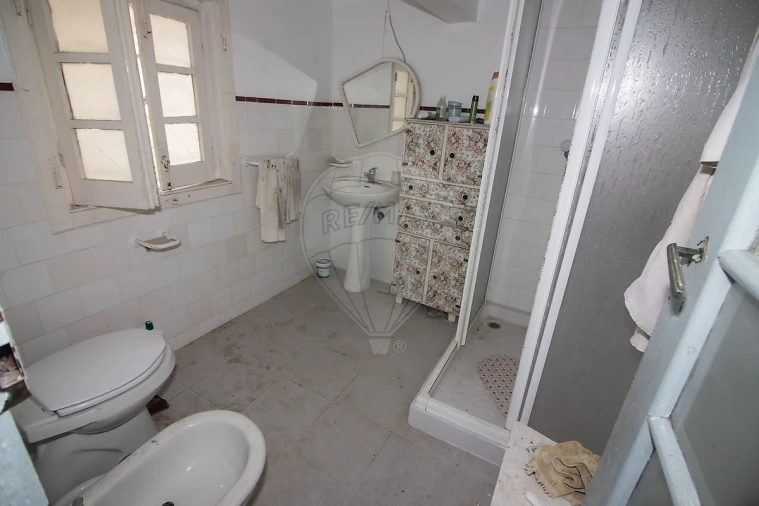 Moradia T4 para Venda em Alenquer (Santo Estêvão e Triana) Foto 9