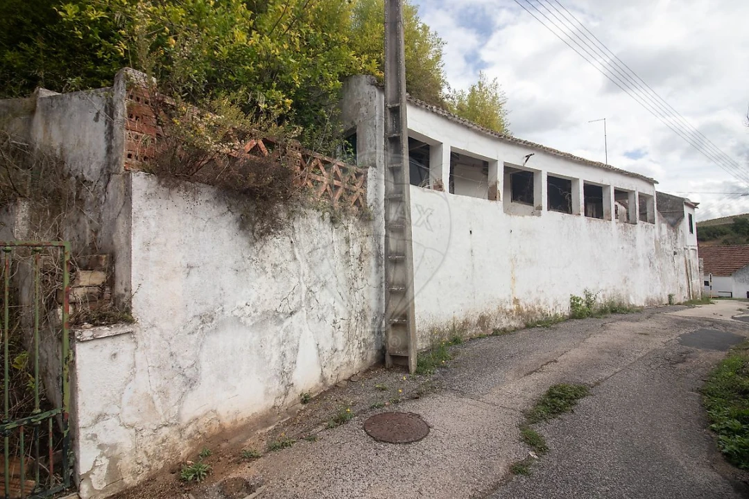 Moradia T4 para Venda em Alenquer (Santo Estêvão e Triana) Foto 2