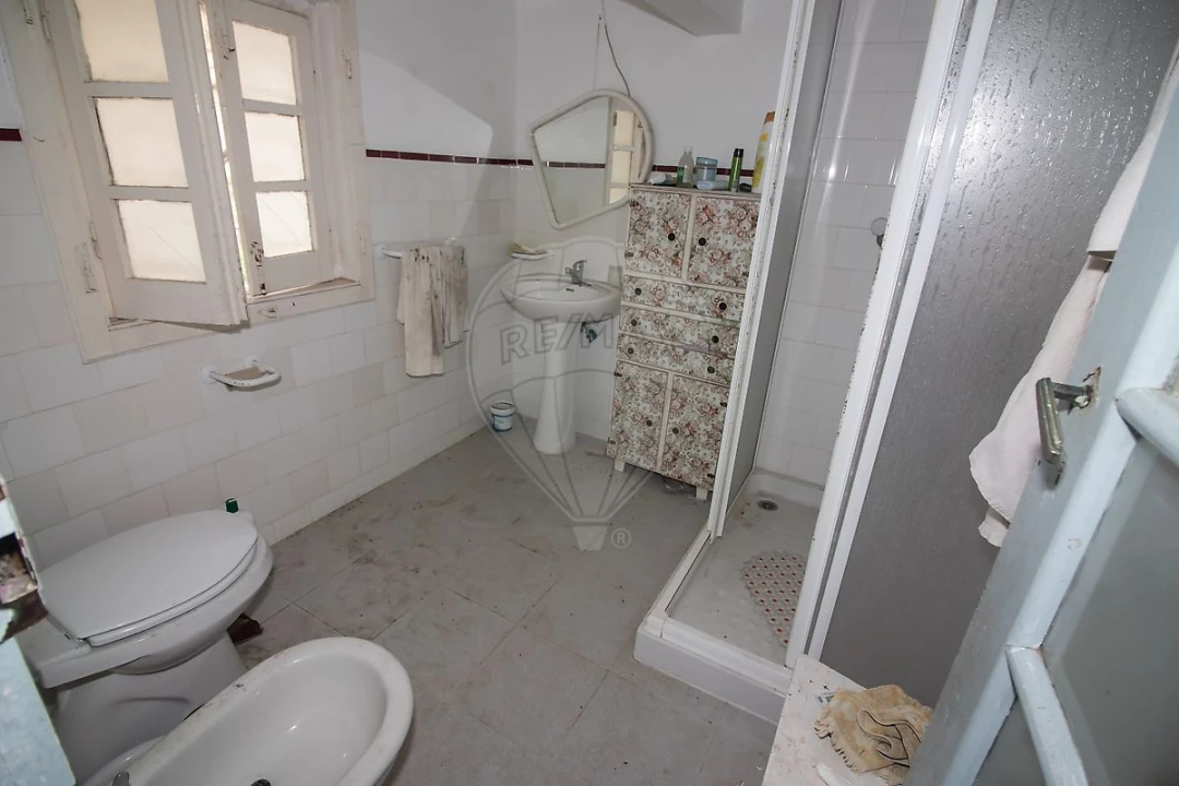 Moradia T4 para Venda em Alenquer (Santo Estêvão e Triana) Foto 9