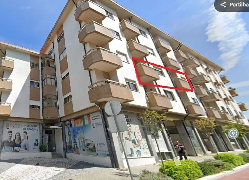 Apartamento T3 para Venda em Espinho Foto 1